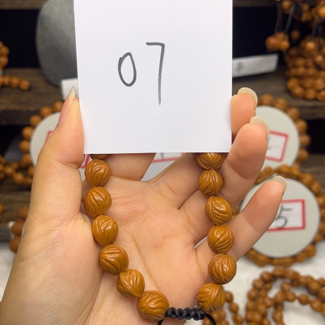 吊坠桃核*‍****龙纹桃核手持肚卡11小布丁