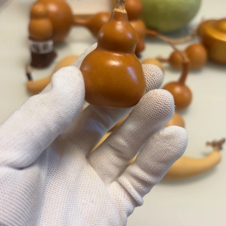 帅***总天然手捻老皮葫芦