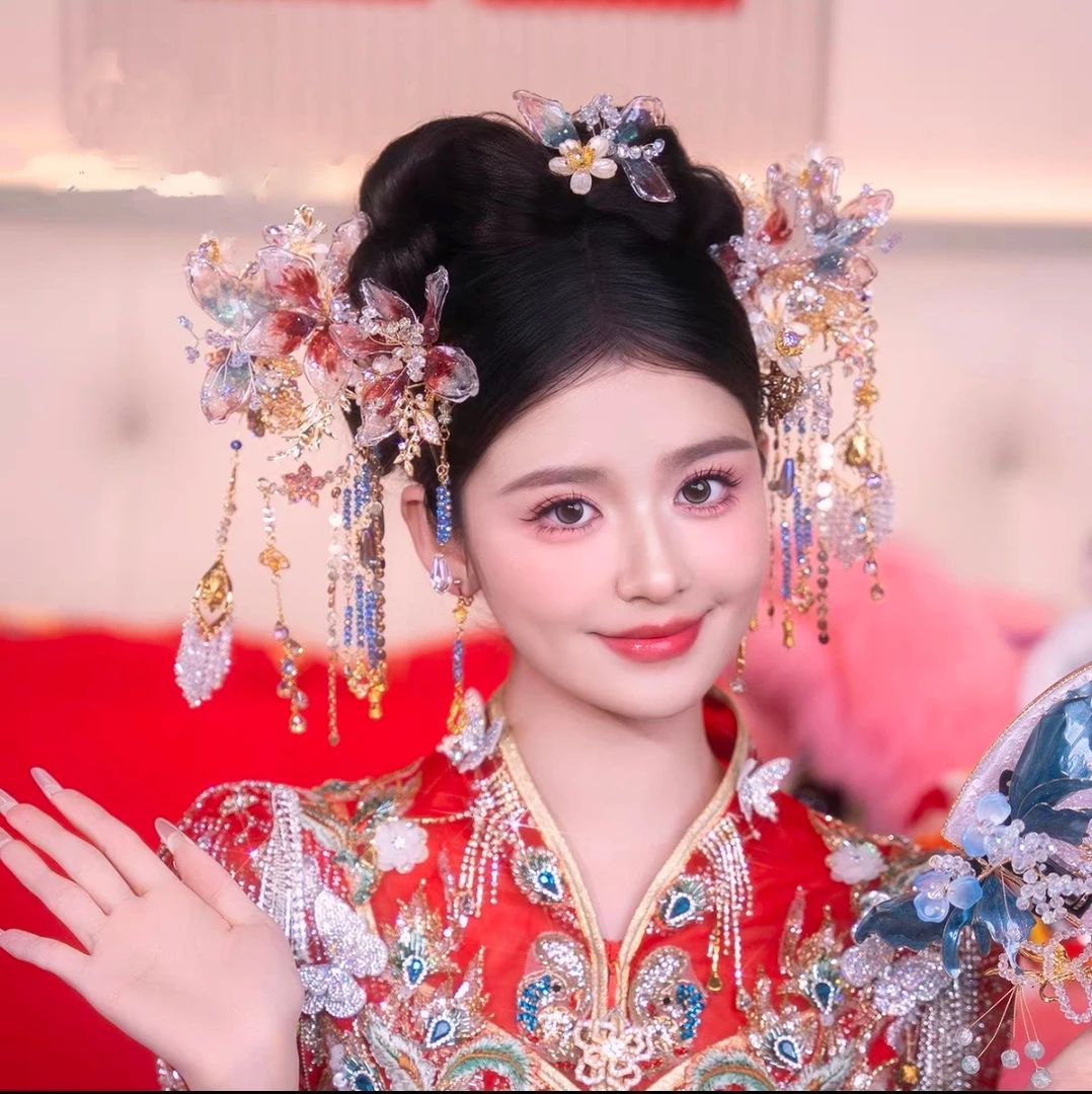 z8313“红星映蓝"凝胶红蓝色中式婚礼秀禾古风新娘头纱
