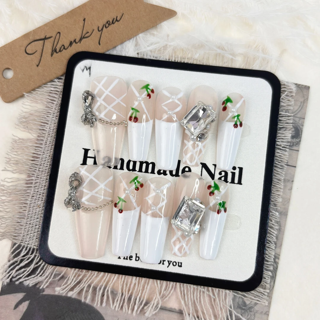 【全疆包邮066】高级纯欲纯手工穿戴甲ins风穿戴式可爱心动冰透