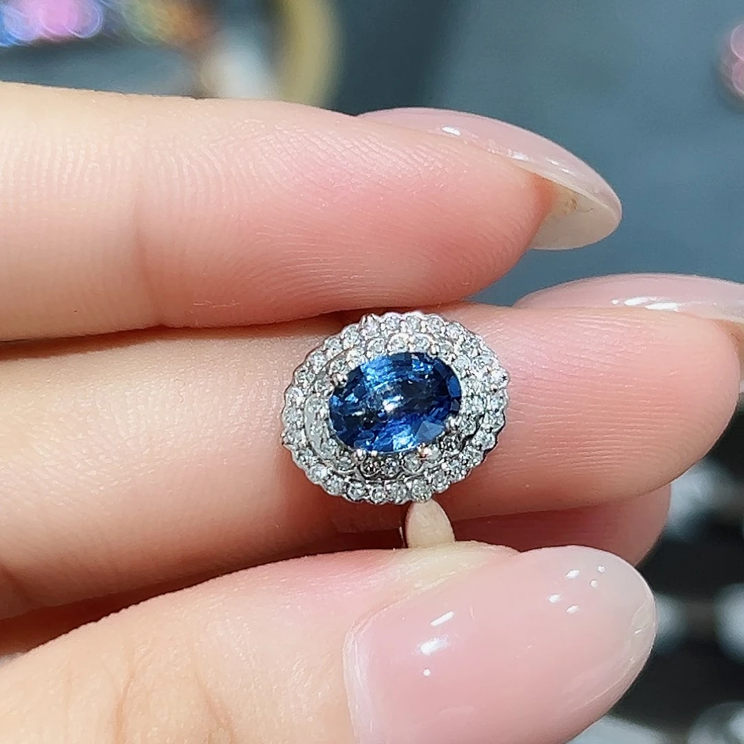 蓝宝石戒指18K金镶嵌