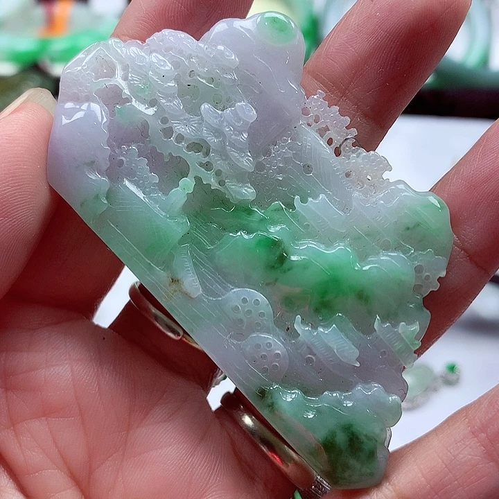 翡翠未镶嵌颈饰翡翠