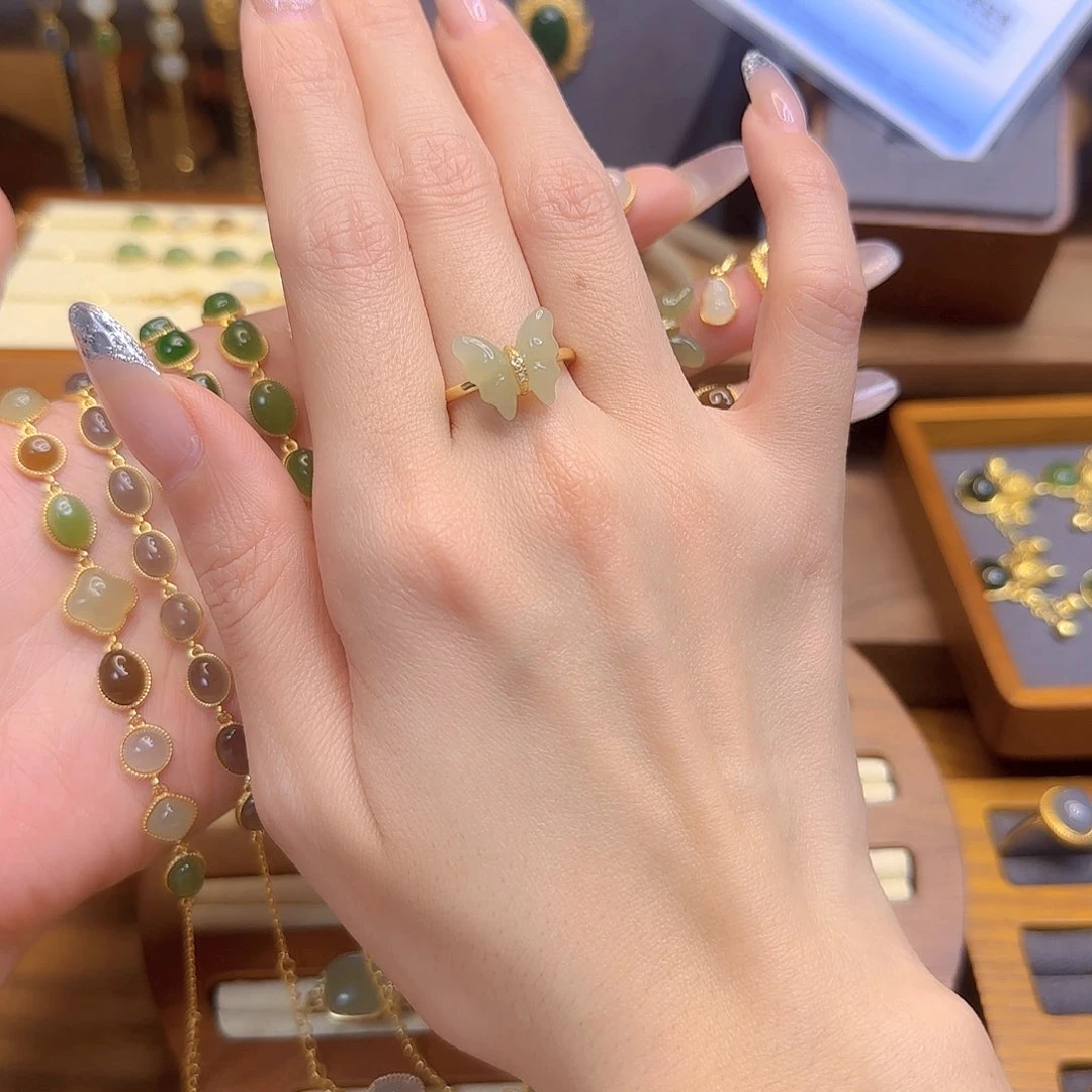 和田玉戒指银S925镀金镶嵌