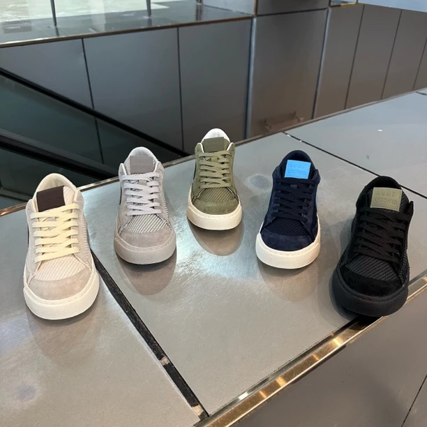 68-551秋季新款男士休闲鞋时尚百搭低帮软底透气舒适运动板鞋