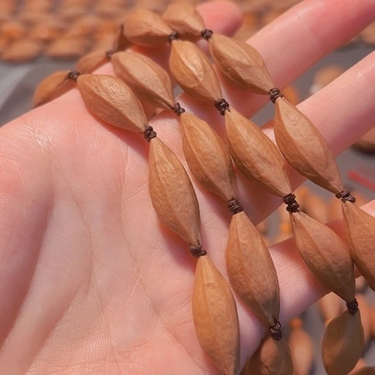 橄榄核手串/手链味*1.0小柳叶脖挂30粒