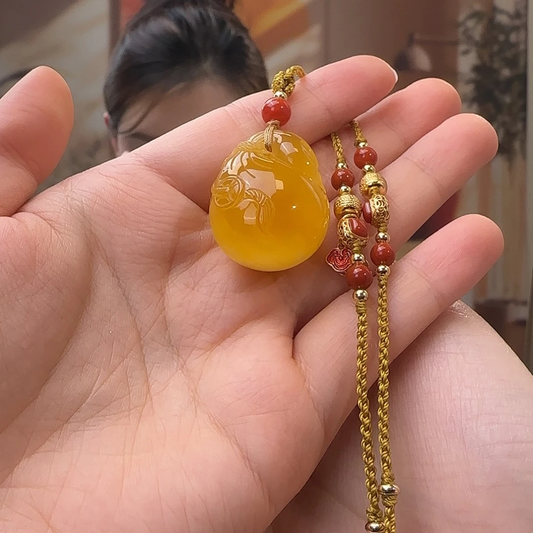 蜜蜡未镶嵌吊坠(赠链)