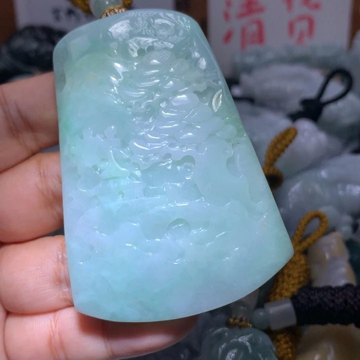 翡翠未镶嵌颈饰保真天然A货翡翠