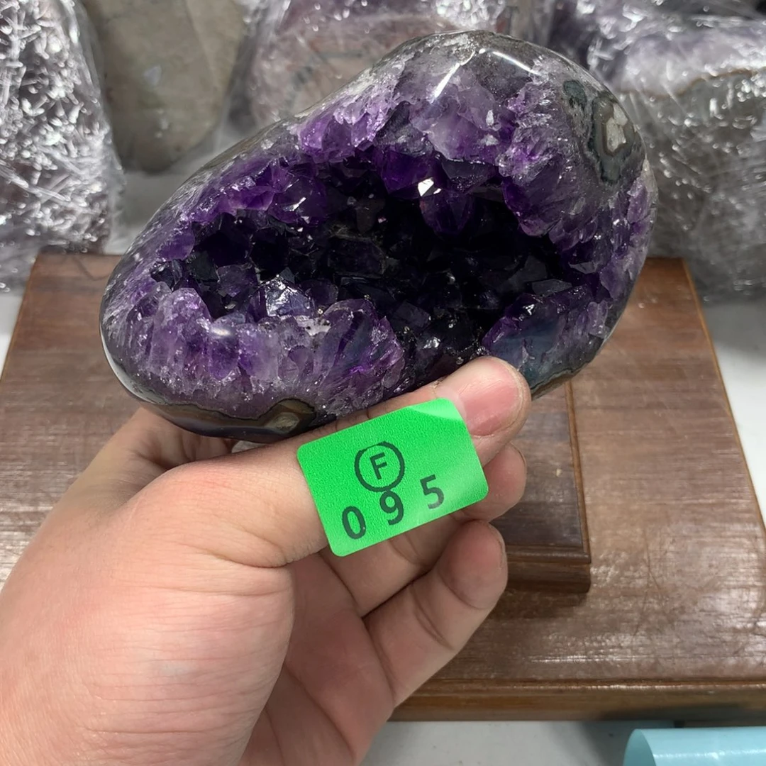 水晶大型摆件（非配饰）未镶嵌