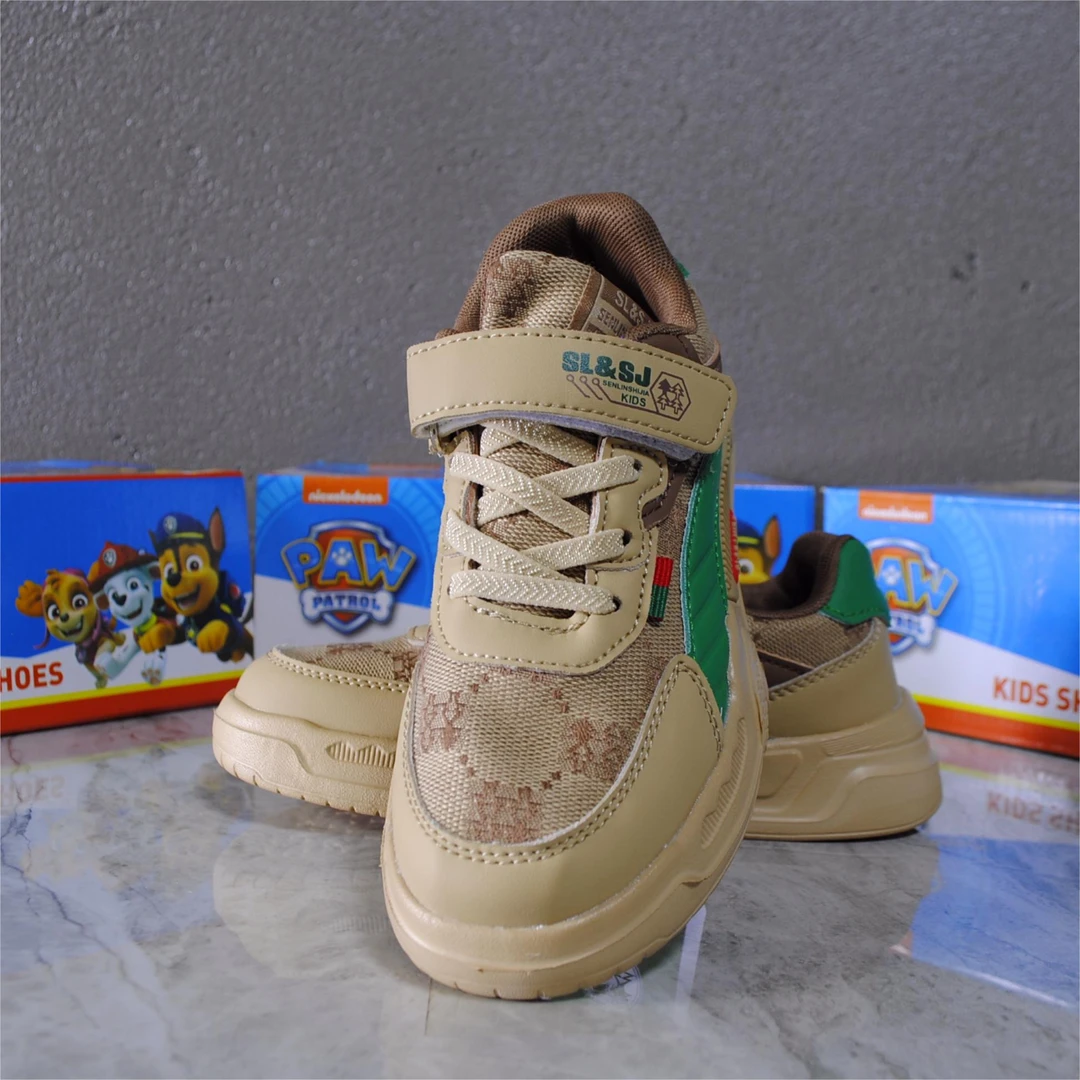 800-999休闲风运动鞋小童鞋步鞋帆布鞋板鞋透气女鞋宝宝男童时尚