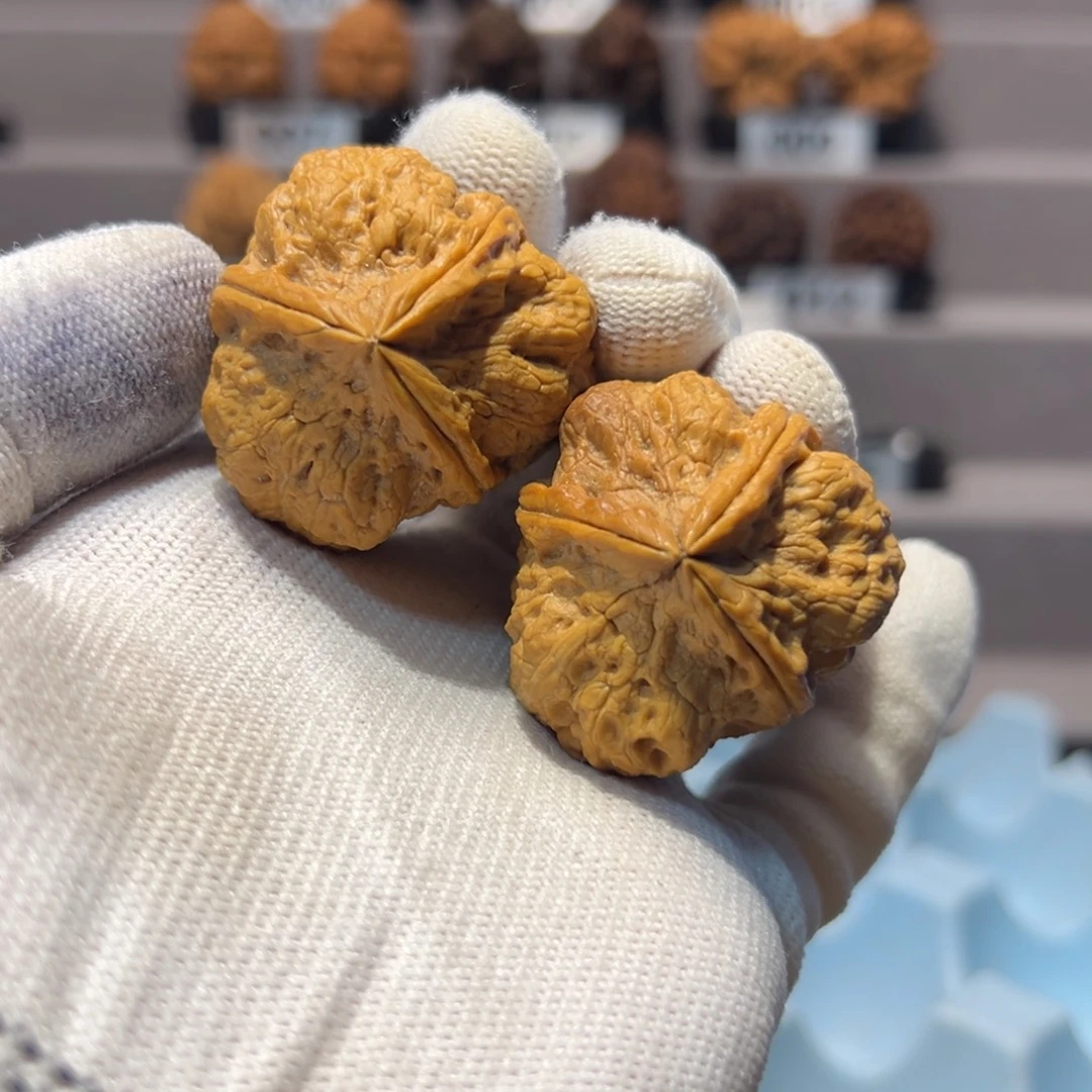 文玩核桃把件30-42