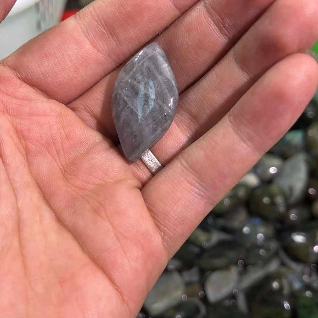 拉长石吊坠未镶嵌Y****a