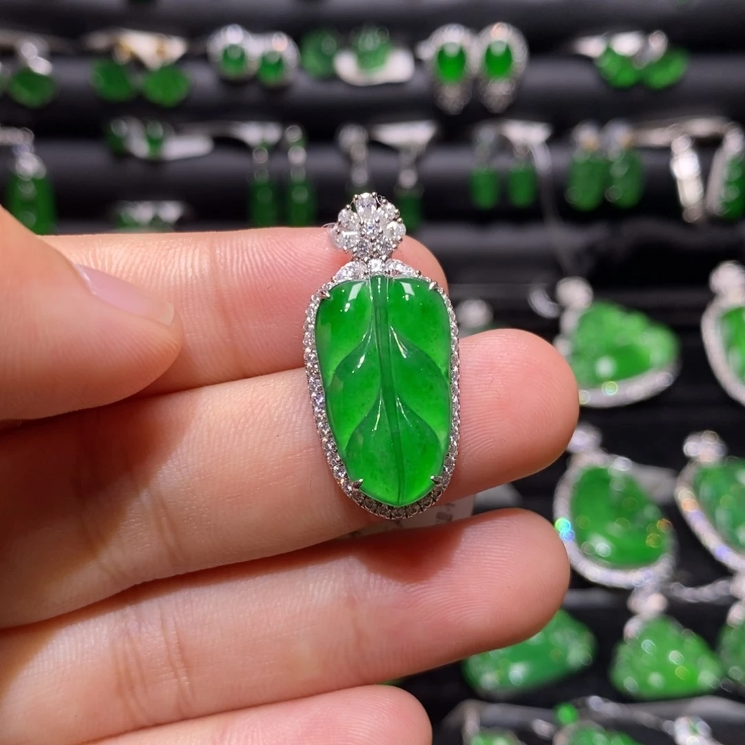翡翠18K金镶嵌吊坠(不含链)天然翡翠