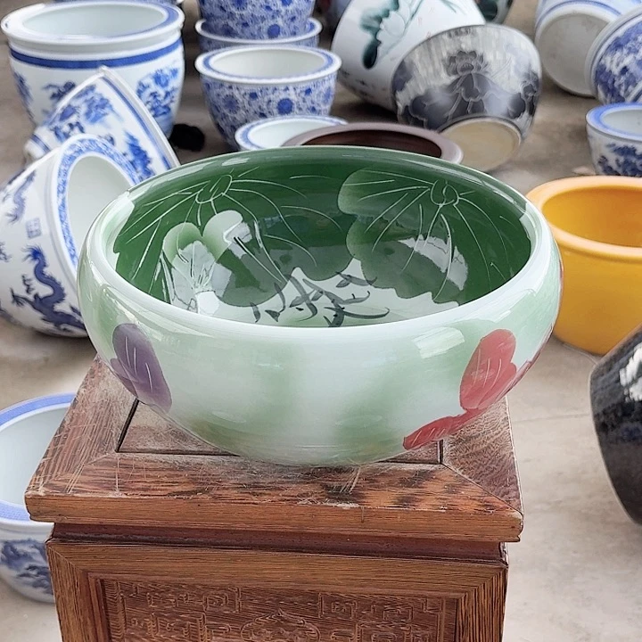 瓷片直径32厘米高15……