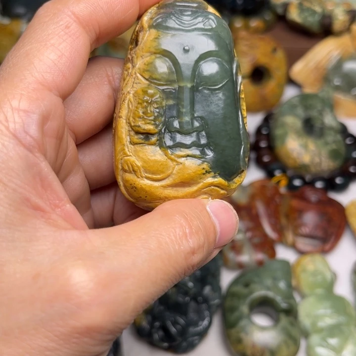 越****岫岩河磨玉（透闪石质玉）未镶嵌珠宝奇石