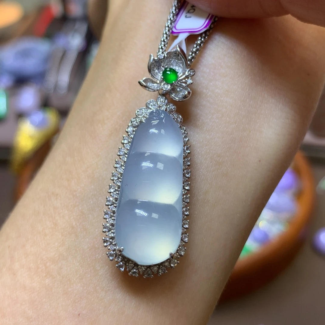 【闪购商品】翡翠颈饰18K金镶嵌翡翠