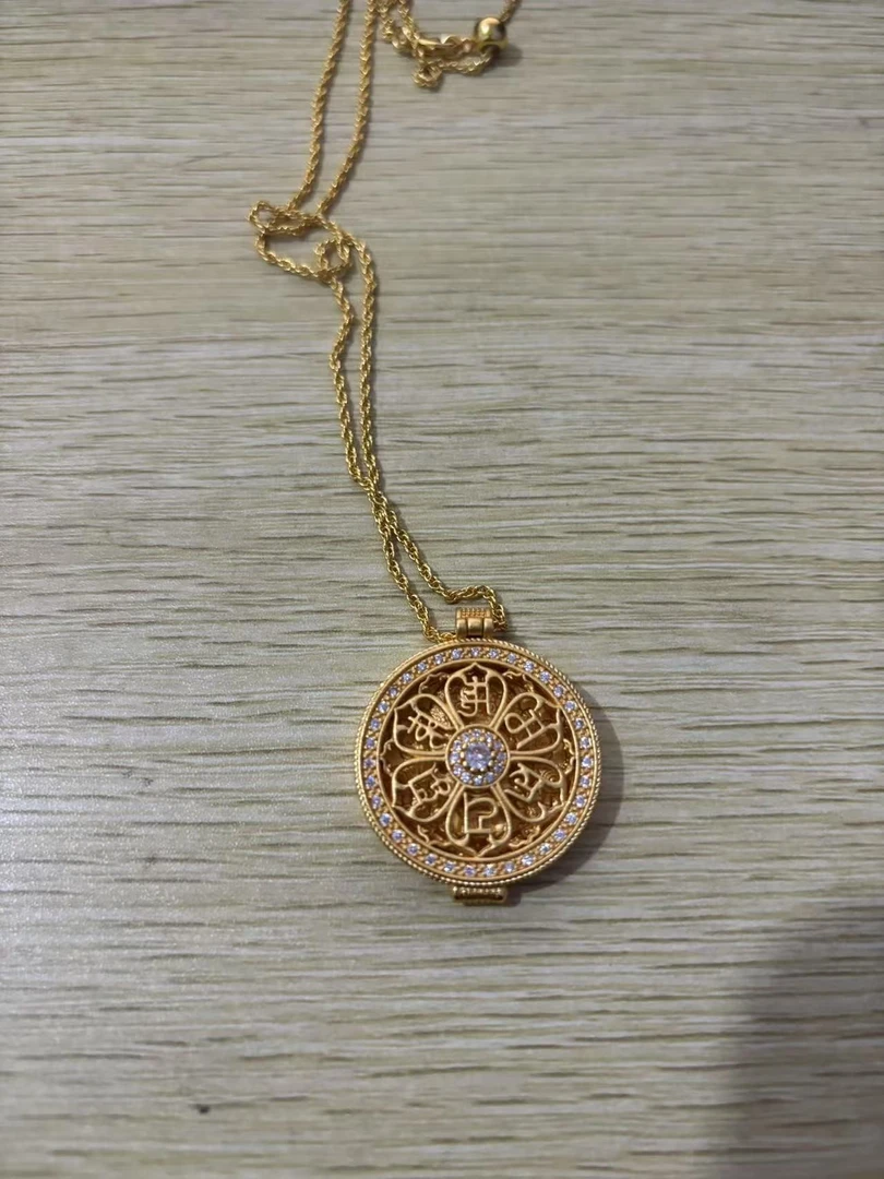 吊坠 高端定制，经其百搭设计色彩缤纷精美绝伦