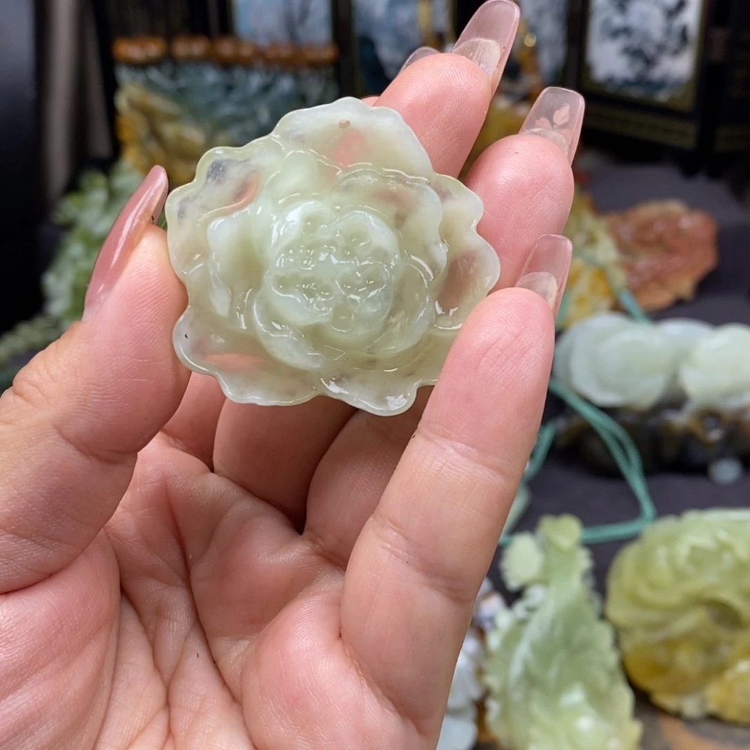 蛇纹石玉未镶嵌吊坠(不含链)