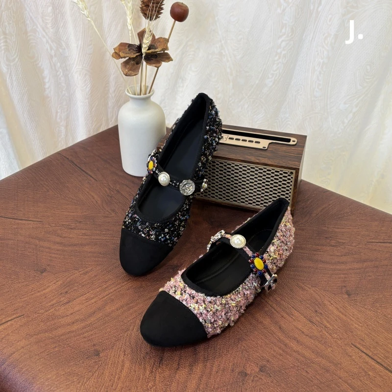 拼色小香风花呢徽章扣玛丽珍单鞋一字平底女鞋2025新款软底宴会鞋