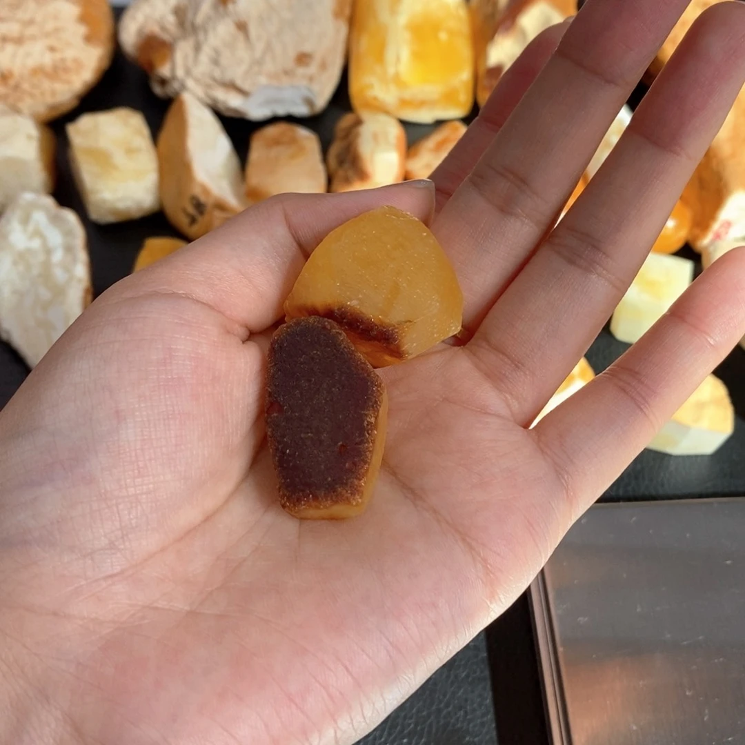 定制琥珀未镶嵌夜**歌蜜蜡