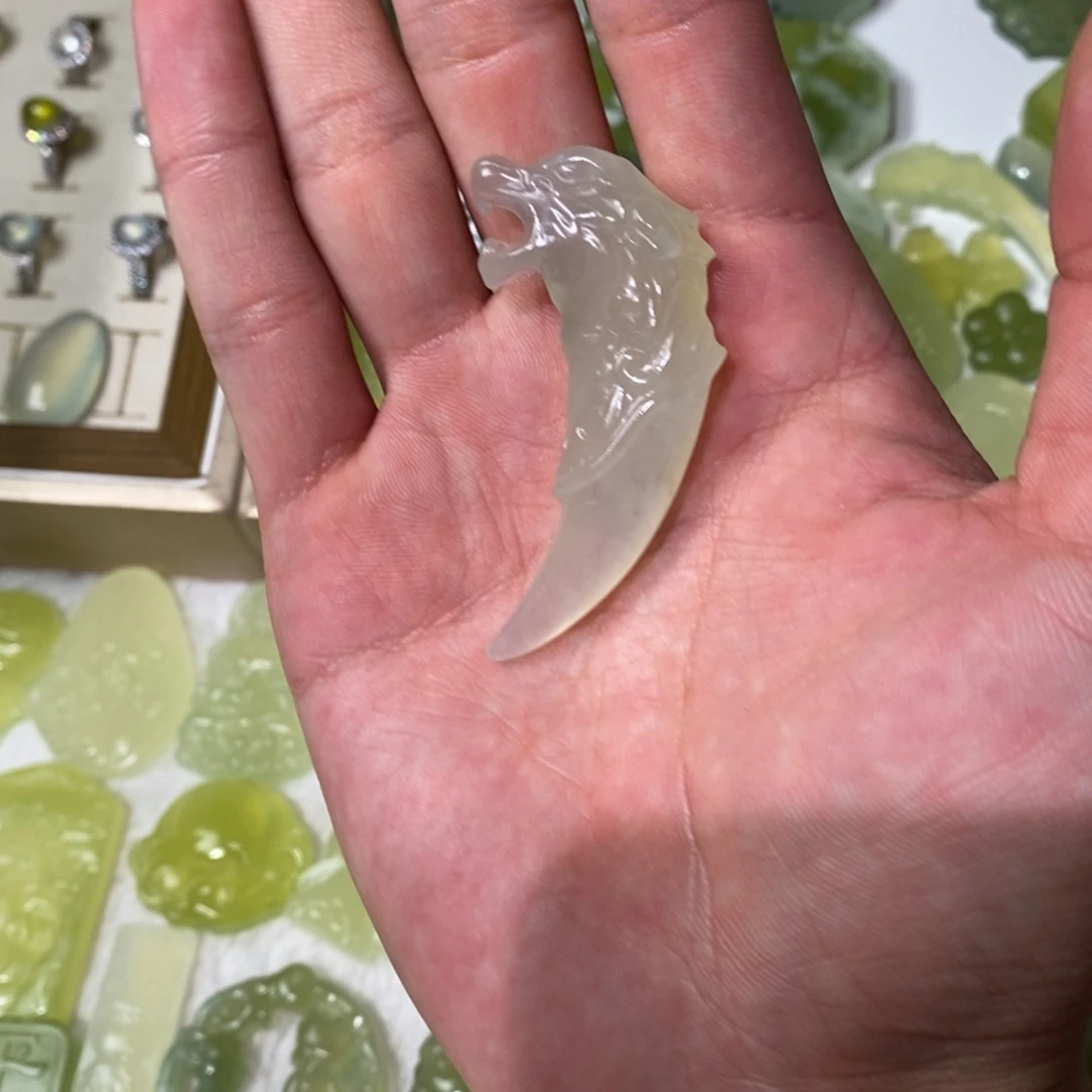 岫玉未镶嵌吊坠(不含链)