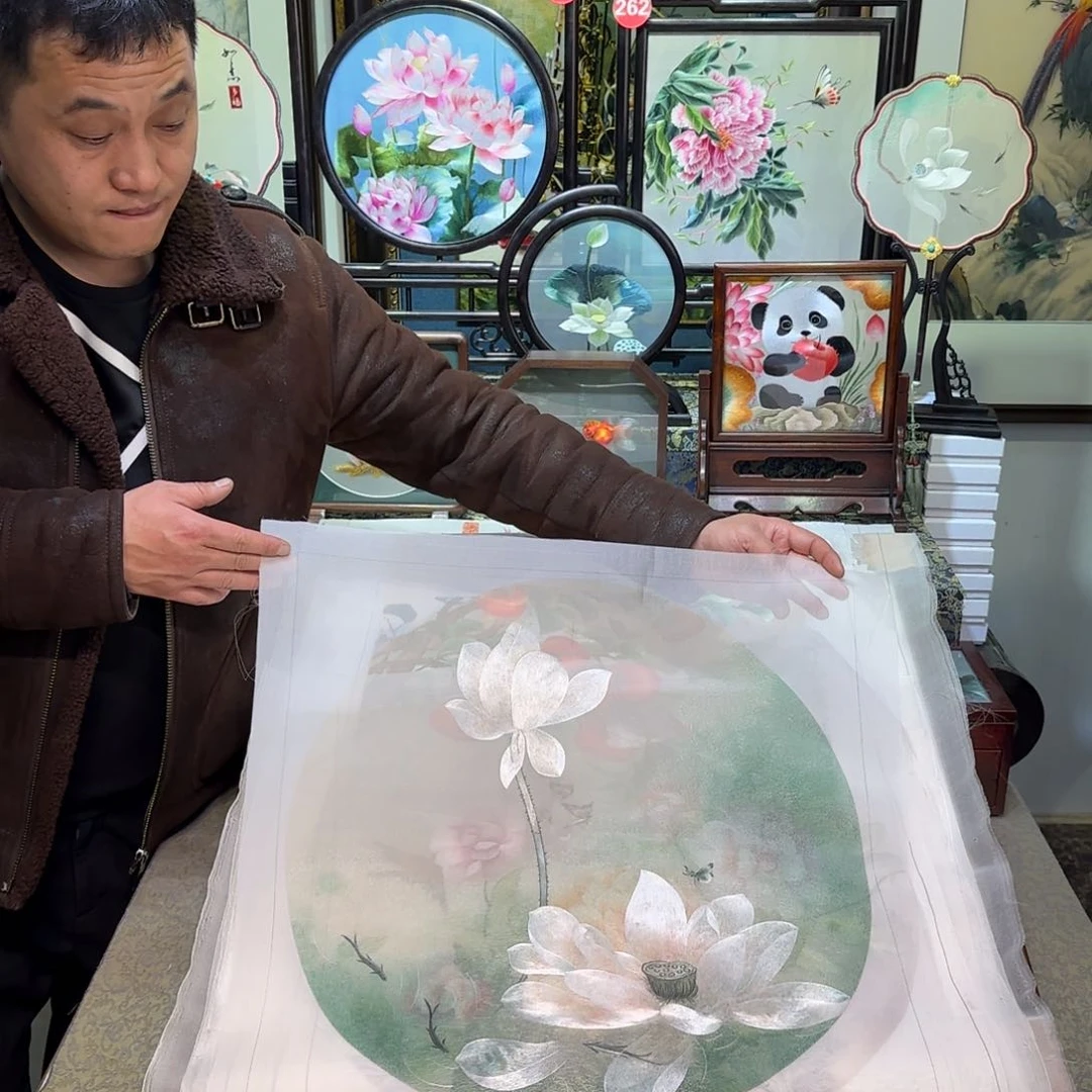 刺绣刺绣工艺精湛