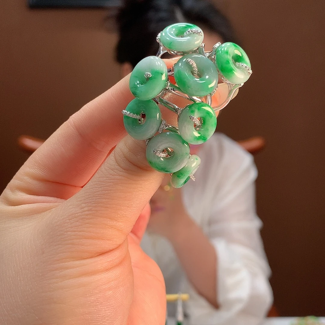 翡翠戒指银S925镶嵌有纹介意勿拍多样性发1个