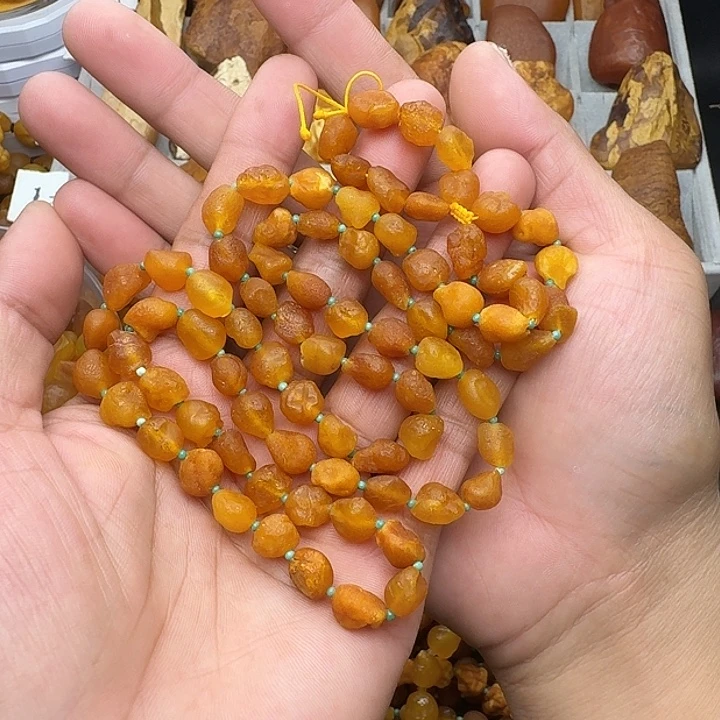 琥珀未镶嵌裸石天然蜜蜡项链