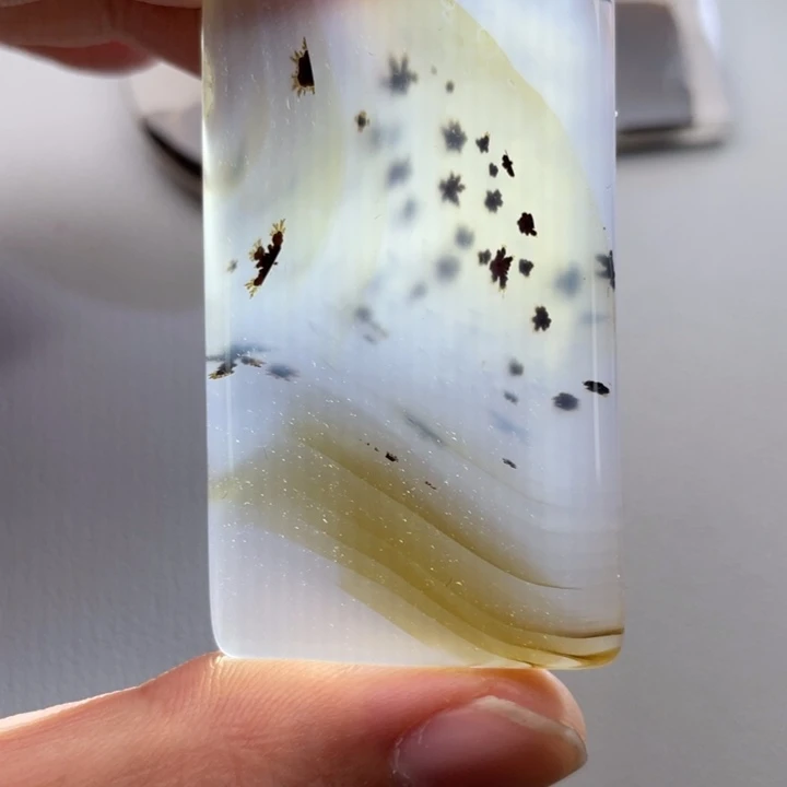 玛瑙/玉髓颈饰未镶嵌晒****钙