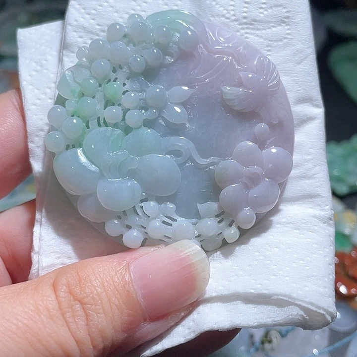 颈饰未镶嵌翡翠天