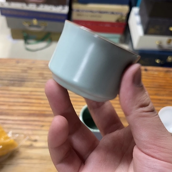 孤品茶具套装等。