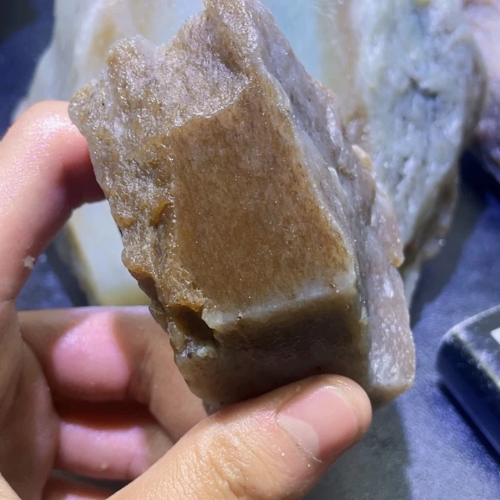 和田玉未镶嵌珠宝半成品