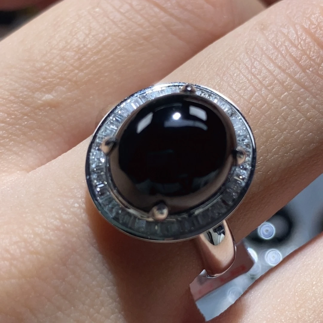 翡翠18K金镶嵌戒指