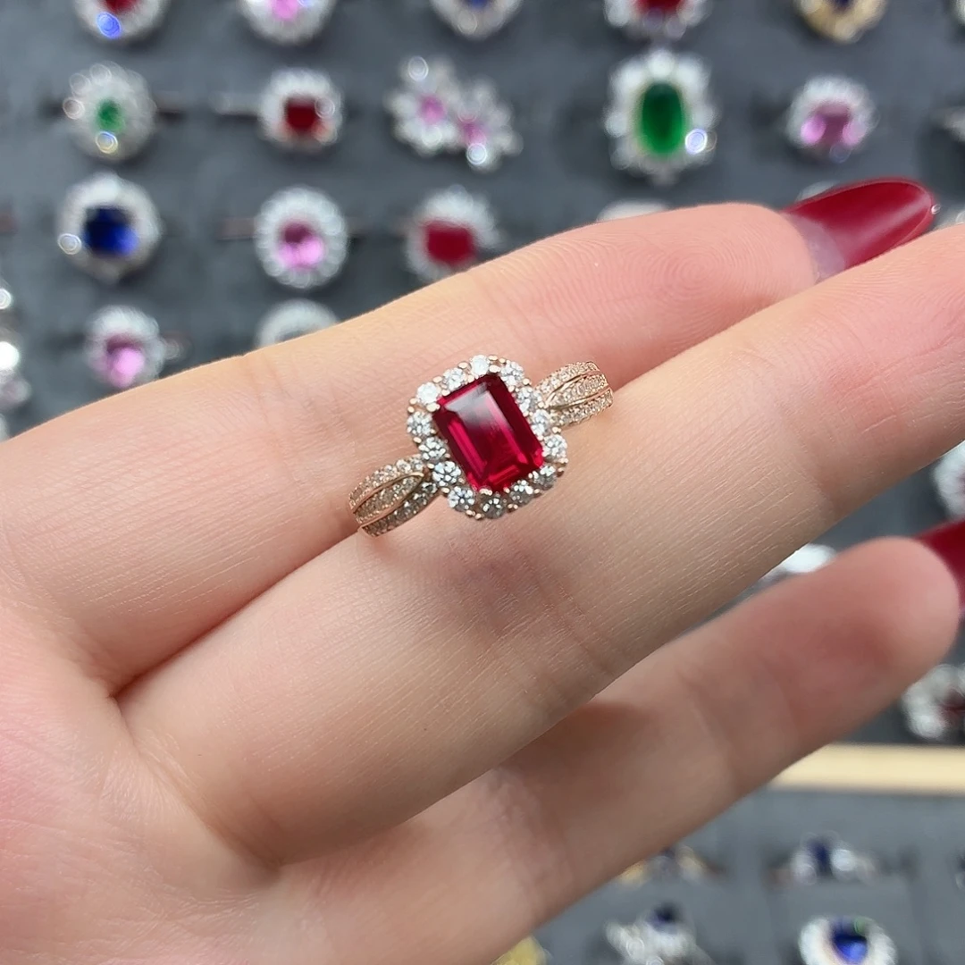 925银培育鸽血红色宝石