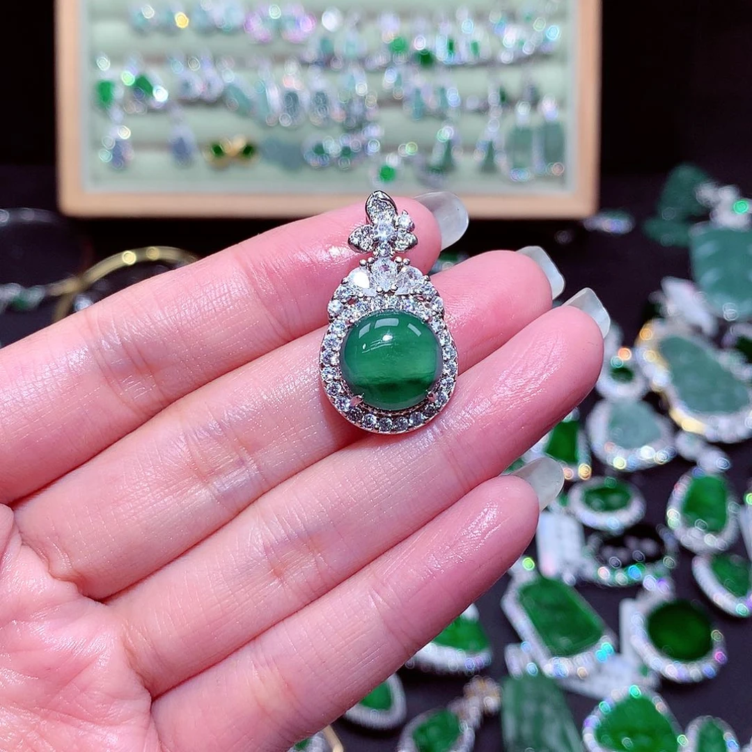 【闪购商品】翡翠吊坠(不含链)未镶嵌