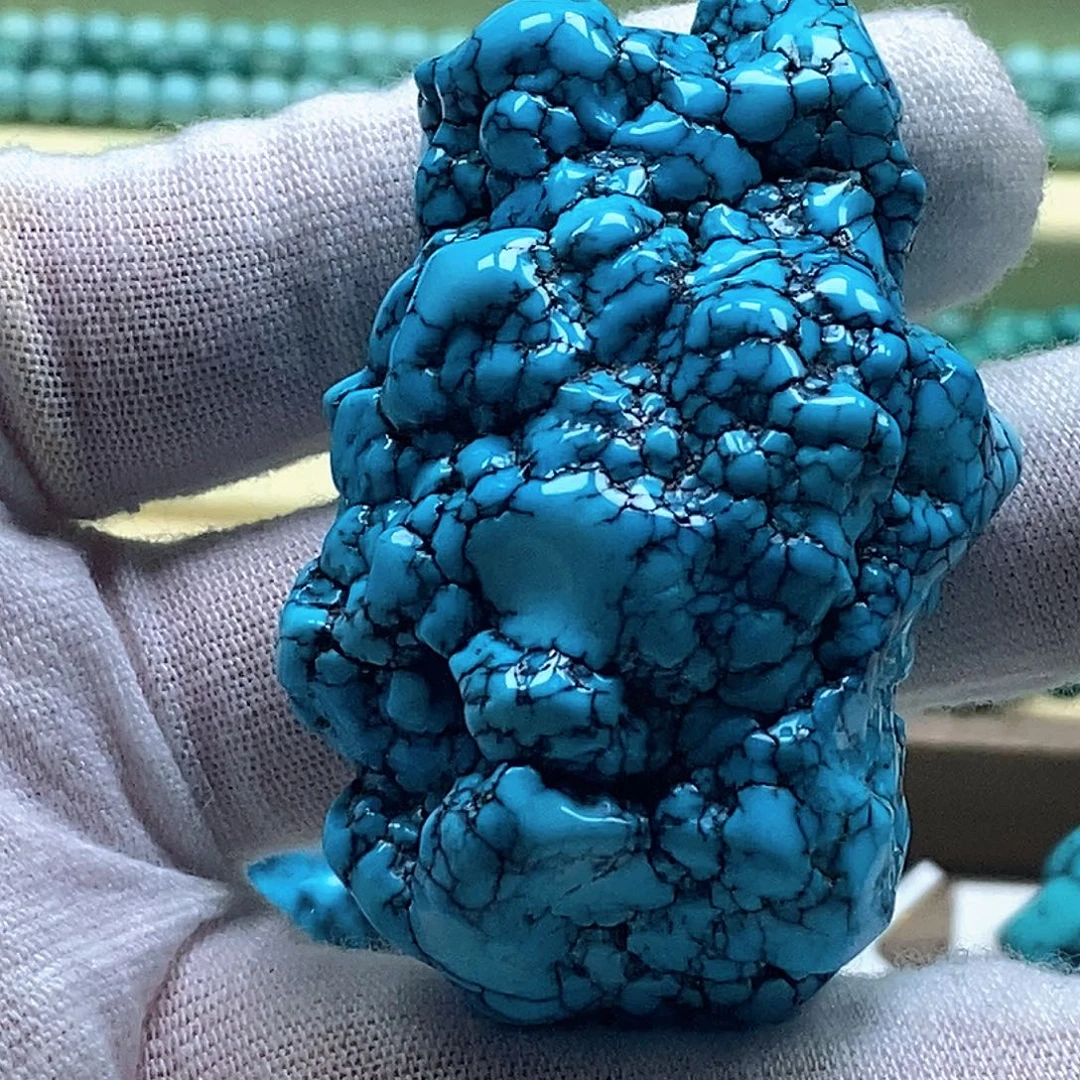 绿松石未镶嵌珠宝奇石