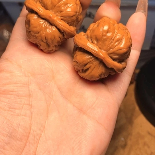 文玩核桃吊坠蛤蟆