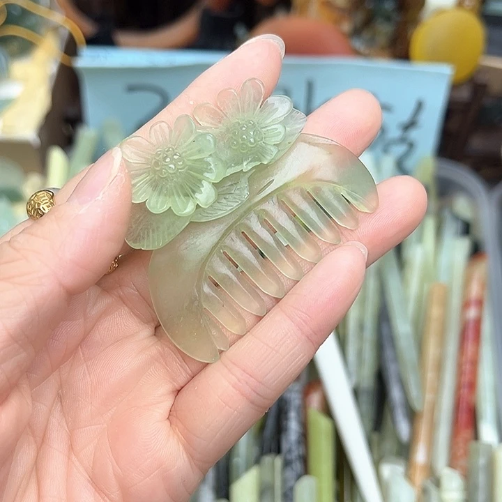 蛇纹石玉未镶嵌发簪