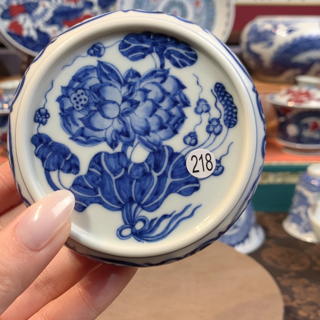 沈***司218青花并蒂莲盖置qd323