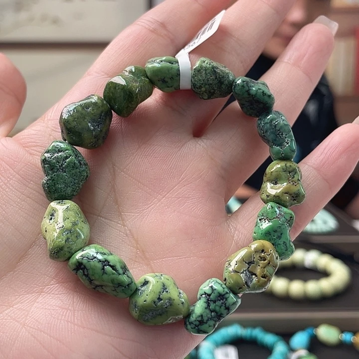 未镶嵌绿松石珠宝奇石
