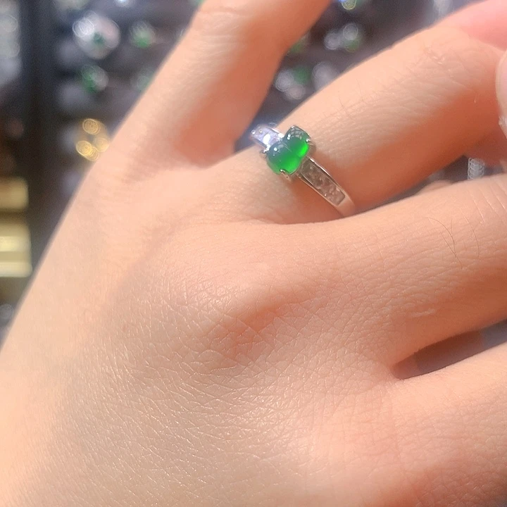 翡翠戒指银S925镶嵌戒指