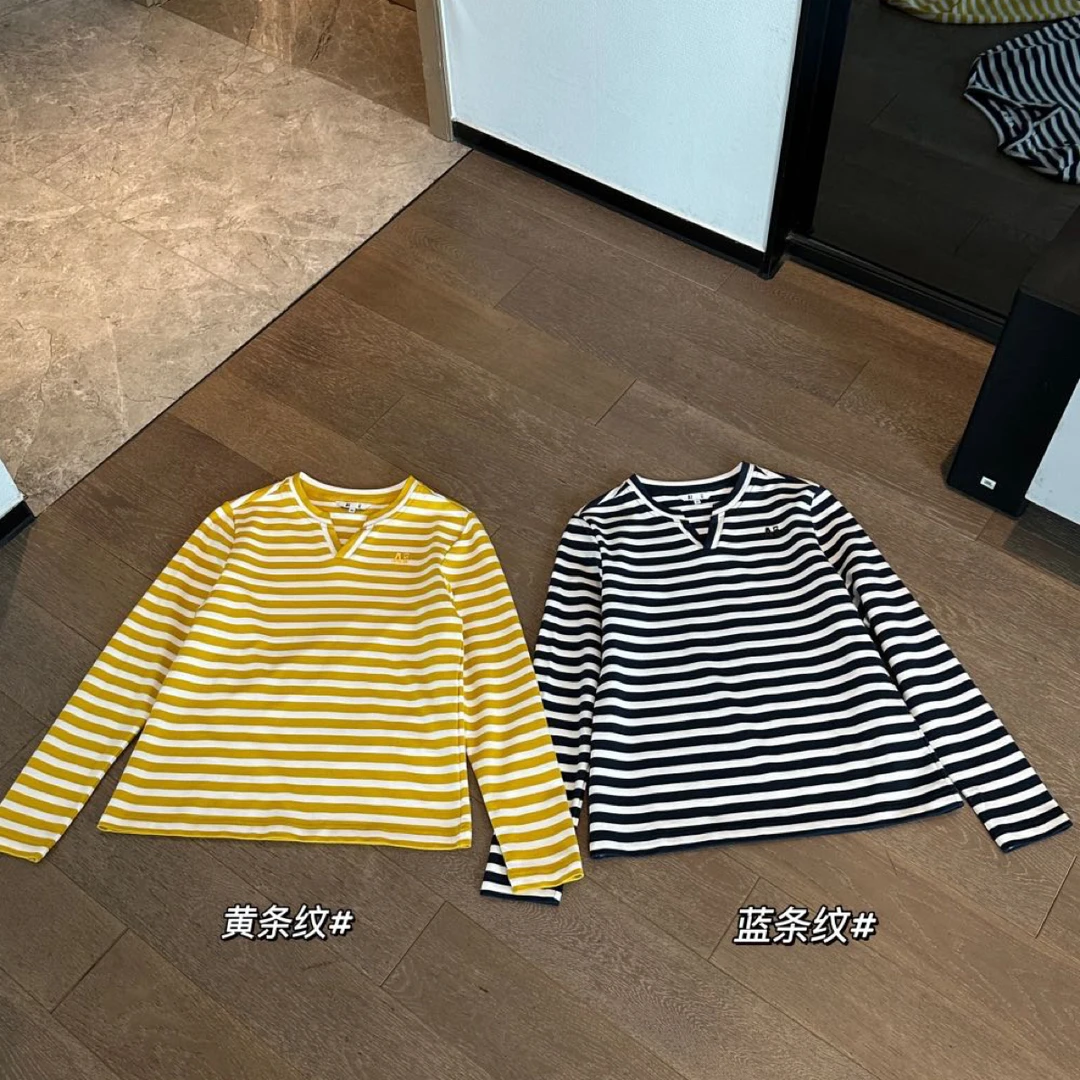 “爱自己”爱·（柜源）剪刀领对条条纹长袖T