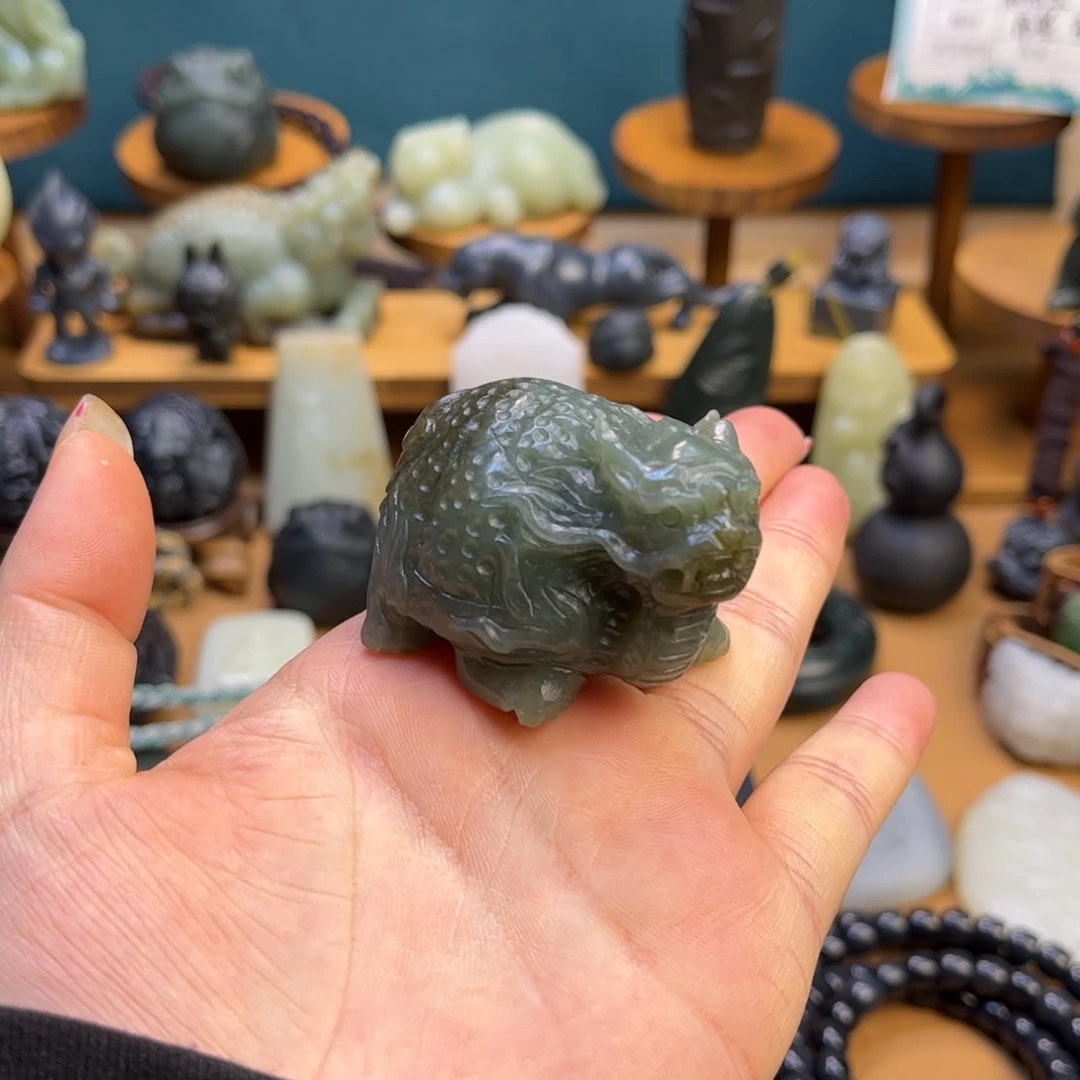 未镶嵌和田玉挂件