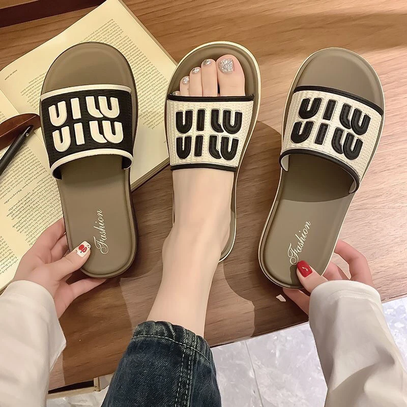 2025新款网红拖鞋女外穿家居防滑厚底一字拖韩版百搭时尚软底拖鞋