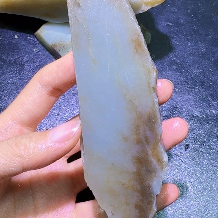 未镶嵌和田玉（糖玉）珠宝半成品