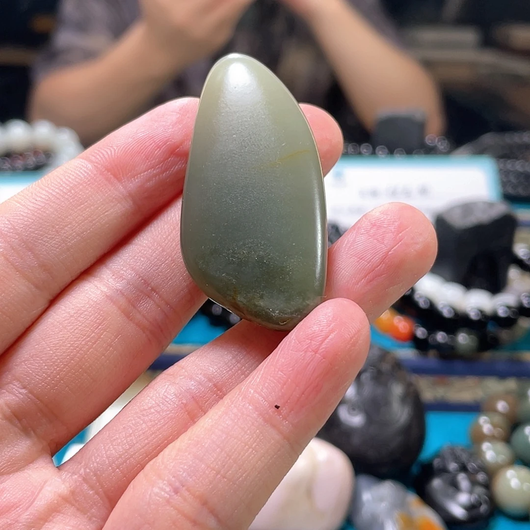 和田玉未镶嵌吊坠(不含链)