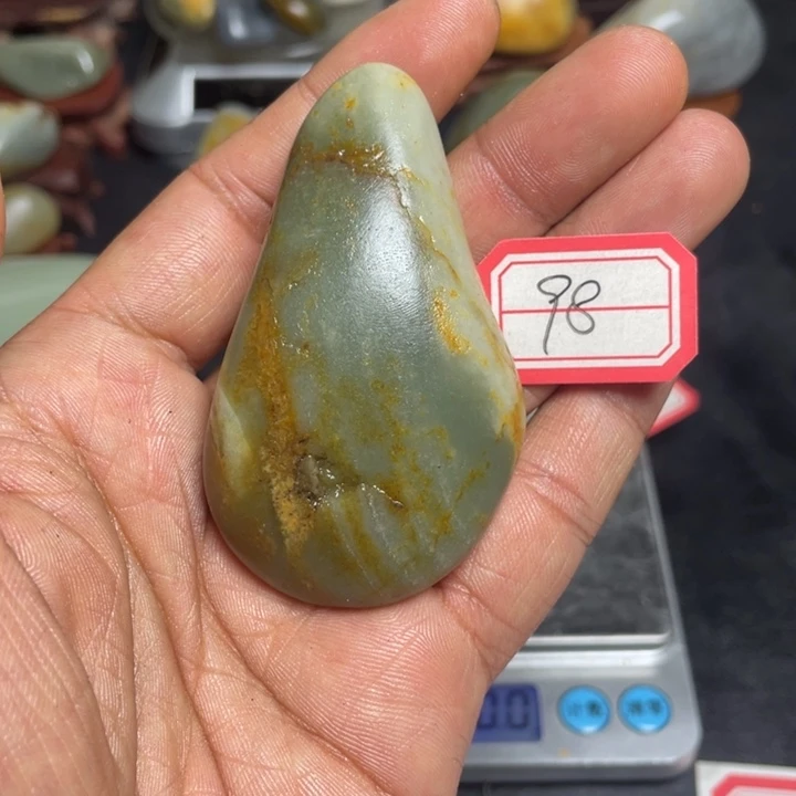 颈饰未镶嵌和田玉98