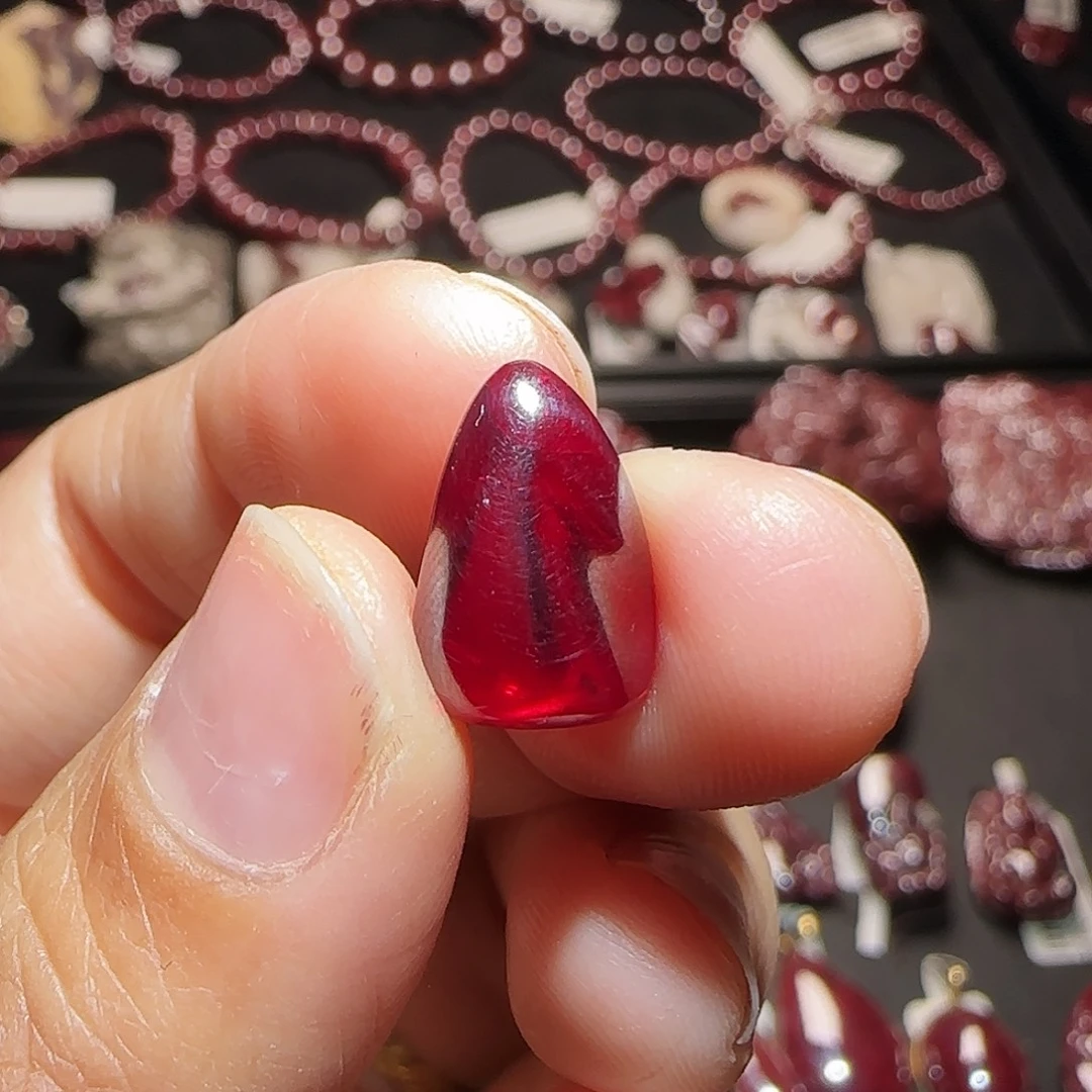 天然辰砂朱砂吊坠2.7克