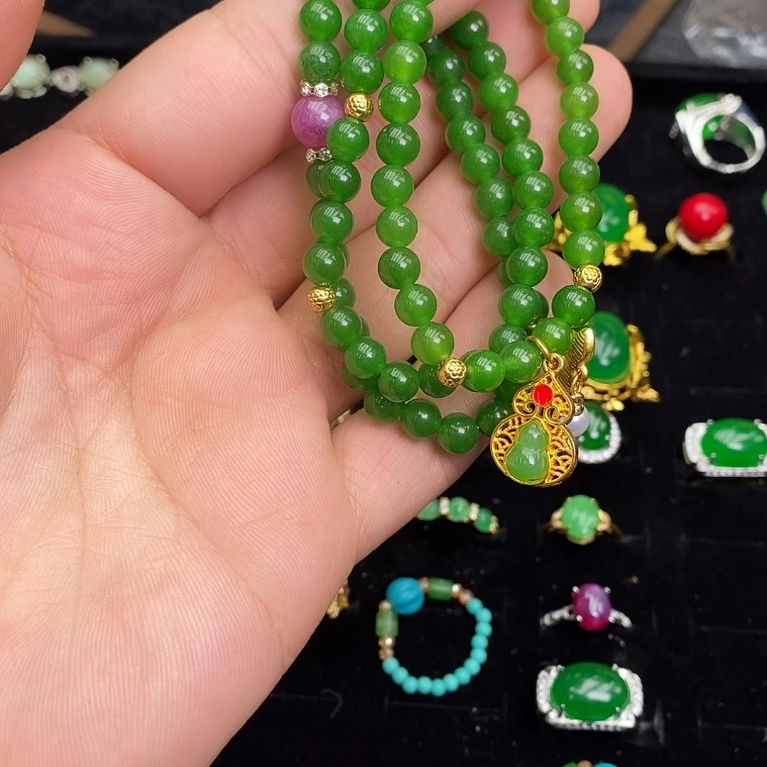 和田玉未镶嵌耳饰一图一物