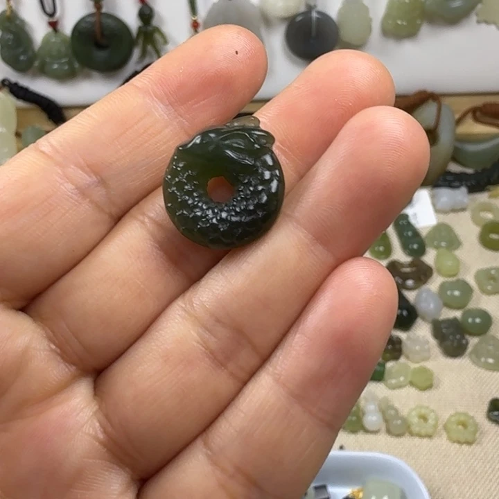和田玉未镶嵌包链