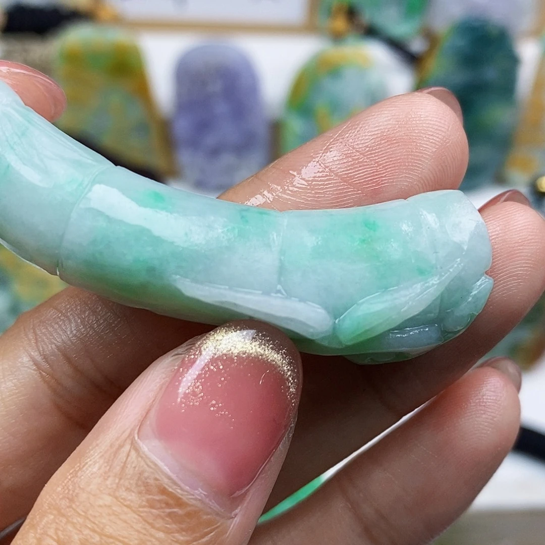 定制翡翠未镶嵌天然翡翠A货
